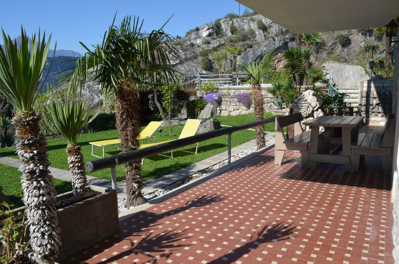 Ospitalita In Zona Panoramica Appartement Torbole Sul Garda Buitenkant foto